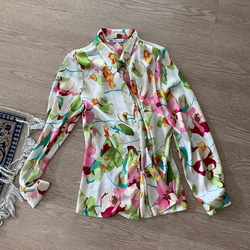 Satin ZARA floral button down
